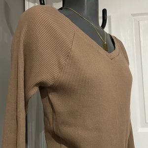 Uniqlo brown long sleeves